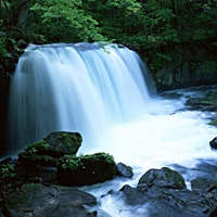 大气磅礴气吞山河的瀑布图片头像