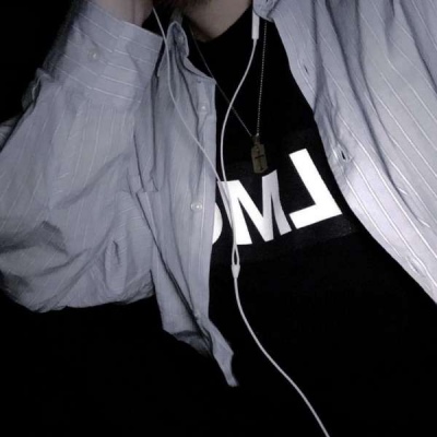 高清好看的不露脸男头帅气图片,男生头像图片