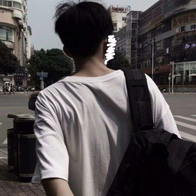 最新伤感男头像经典颓废