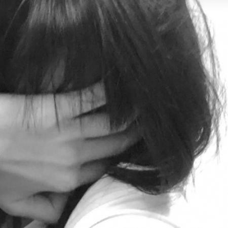 黑色头像女生