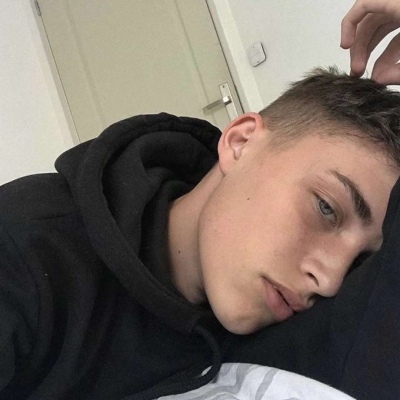 男生欧美风高清头像