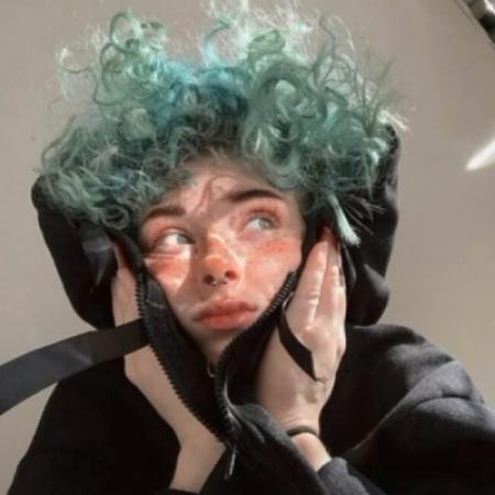 高冷男生欧美头像