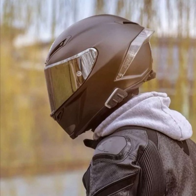 摩托车头盔头像男生图片