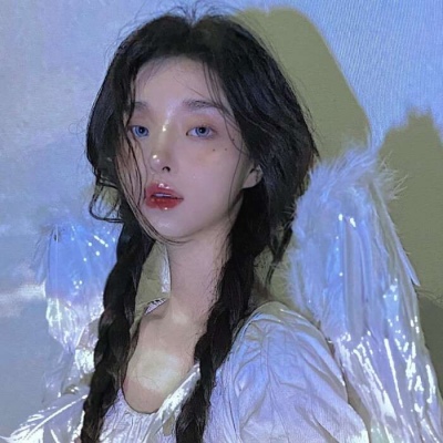 高清好看的天使女头像图片