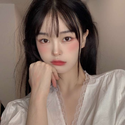 高清好看女生真人照片头像