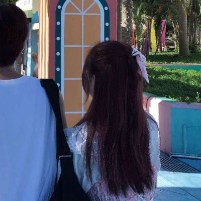 高清情侣头像2张一对图片