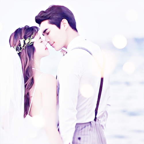 情侣头像一左一右两张分开