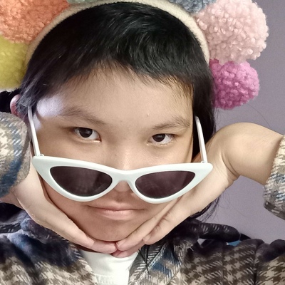 高清好看的沙雕女头搞怪图片