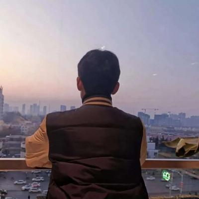 2021真人背影情侣头像一人一张