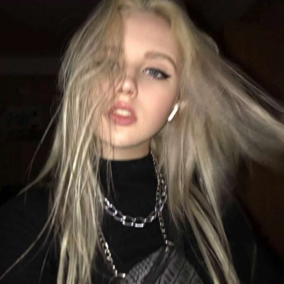 欧美潮流女头精选的qq头像