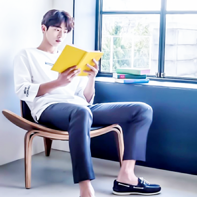 干净清爽男生头像