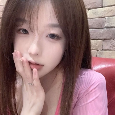 qq头像女真人ins