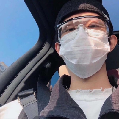 高清好看的2021新款头像男生图片