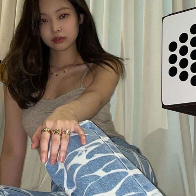 高清霸气又拽女生的头像图片