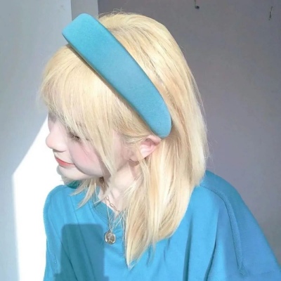 高清好看的浅蓝色系女生头像真人图片