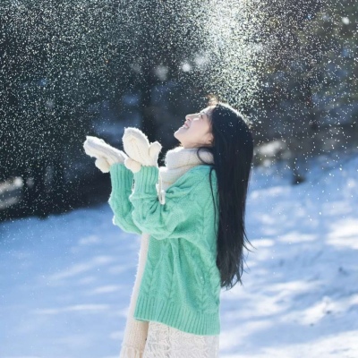 高清唯美清新雪景冬日限定女头图片,女生头像图片