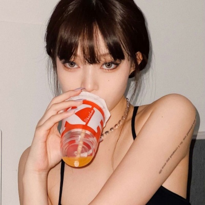 2021年女生最火头像招桃花