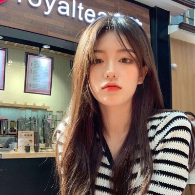 真人素颜女生头像图片