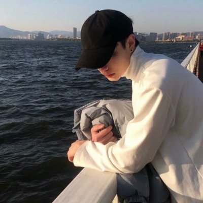 高清好看的露脸男头超帅真人图片