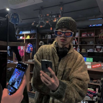 超帅的男头像戴帽子高清潮流图片