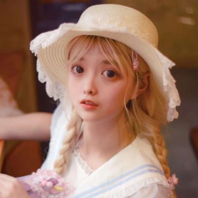 高清清纯的青涩唯美女生头像图片