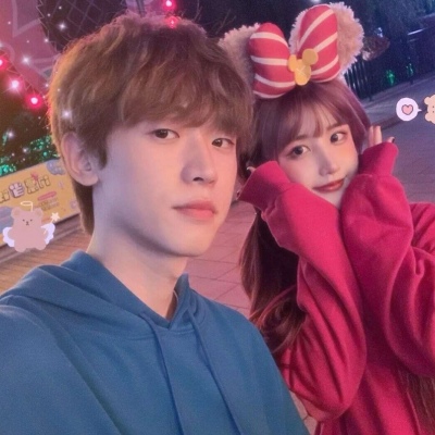 情侣头像真人一人一半恩爱高清图片