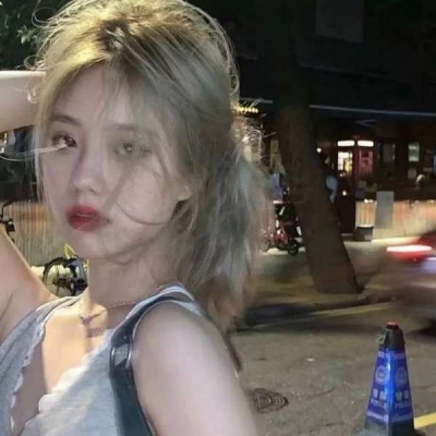 高清好看的朱砂痣女头图片