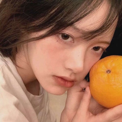 2021年女生头像真人版图片