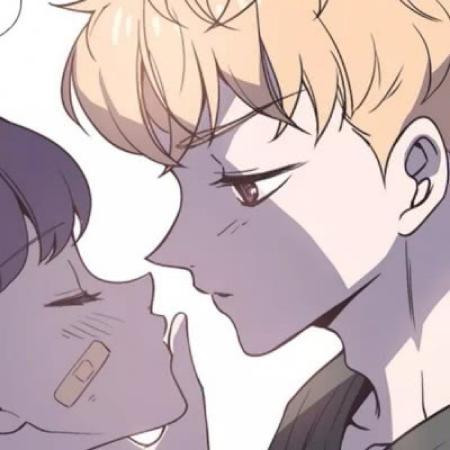 二次元卡通情侣头像两张分开