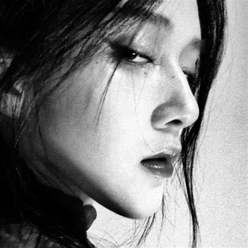 美女头像图片气质侧面黑白