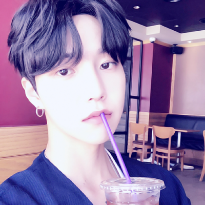 成熟稳重帅哥图片头像