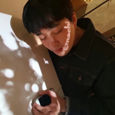 高清特帅的男生头像图片