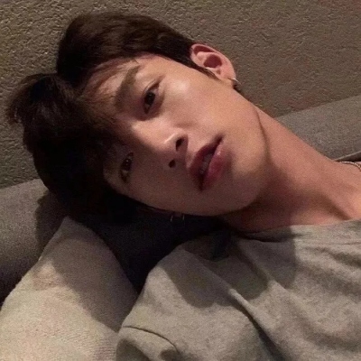 高清冷静低调帅气的男头图片