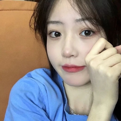 高清优质女头招桃花图片