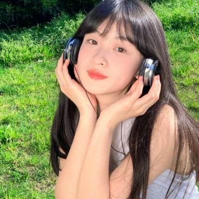 高清清新好看的头像夏天女生图片