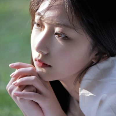 温柔惹人怜爱的美女超级好看的头像,女生头像图片