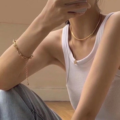 干净很高级的ins风不露脸的女生头像