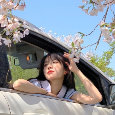 2021超级治愈的夏季温柔女神头像