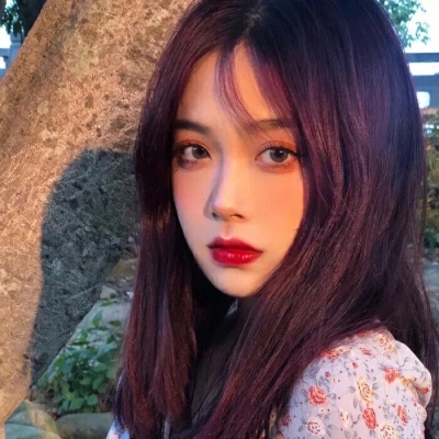 比较酷拽的霸气女生头像2021最新版