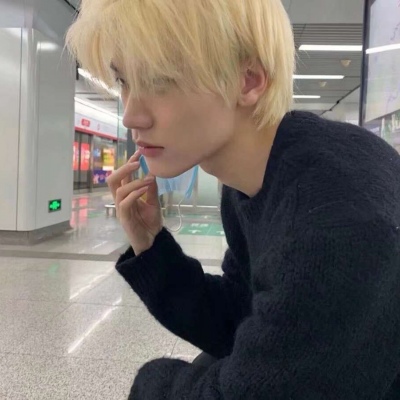 霸总气质超酷的男生qq头像