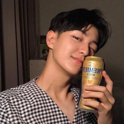 清新好看网红男生头像帅气