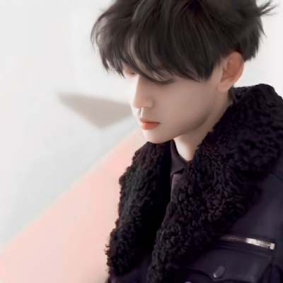 高清自由随意一点的男生头像图片