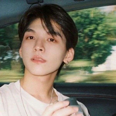 高清好看的男生头像温柔帅气阳光真人图片