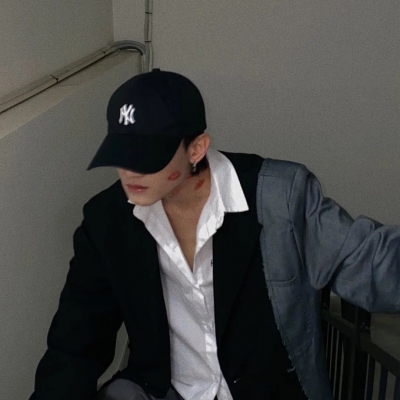 高清帅气的2021年最酷男生头像真人图片