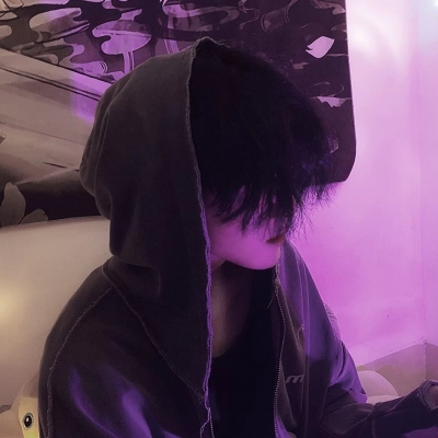 帅气的优质男头像高清无水印图片,男生头像图片