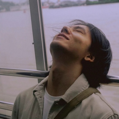 高清青春帅气的复古男头像港味图片