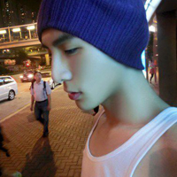 帅气露脸的18岁男生帅哥头像图片