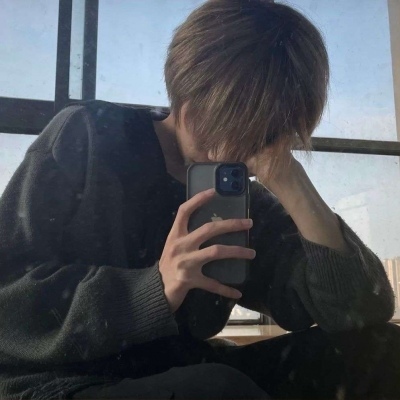 高清好看的抖音最帅网红小哥哥头像图片