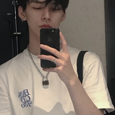 高清帅气的抖音小哥哥照片qq头像,男生头像图片