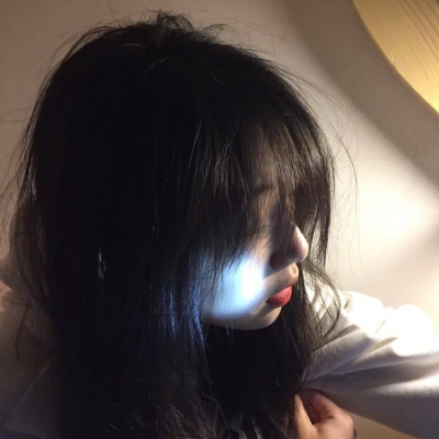 高清好看的女生头像真人网图照片